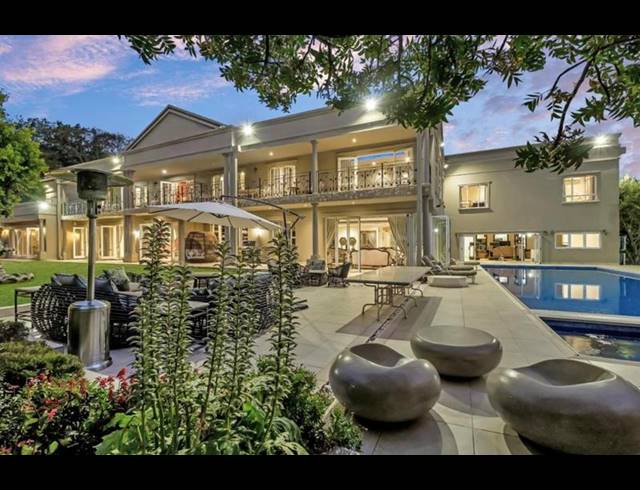 7 BEDROOM HOUSE FOR SALE IN HYDE PARK